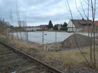 Das fertige Fundament der neuen Kaufhalle